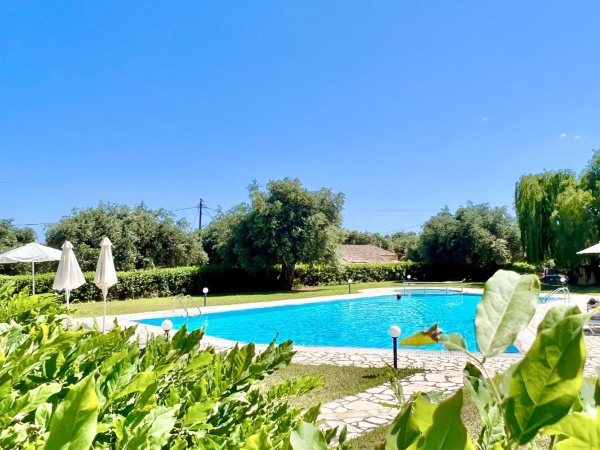Blu & With Pool By Dadovillas Villa Barbati