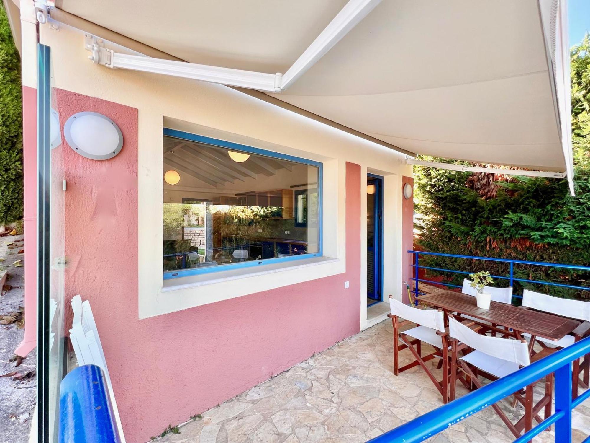 Blu & With Pool By Dadovillas Barbati